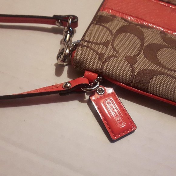 Coach Monogram + Coral Triming Small Wristlet / Wallet / Clutch​​​ - Picture 3 of 8